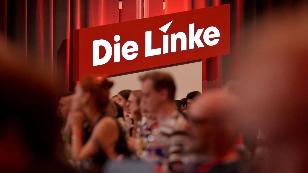 Die Linke deckelt Diäten für ihre Abgeordneten auf 5.300 Euro brutto Die Linke deckelt Diäten für ihre Abgeordneten auf 5.300 Euro brutto