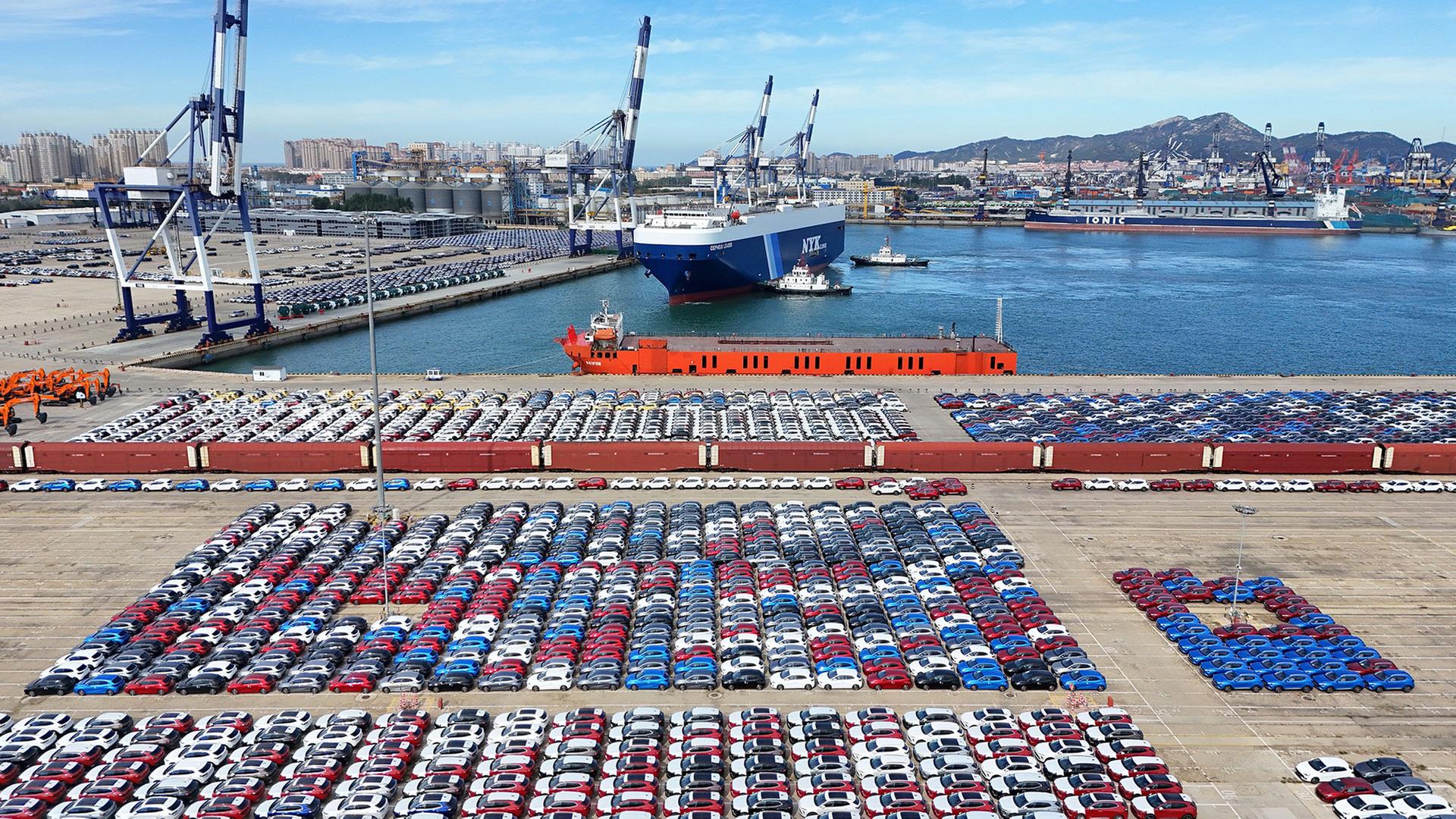 Weniger Hybridfahrzeug-Exporte: EU und China wenden Eskalation vorerst ab Weniger Hybridfahrzeug-Exporte: EU und China wenden Eskalation vorerst ab