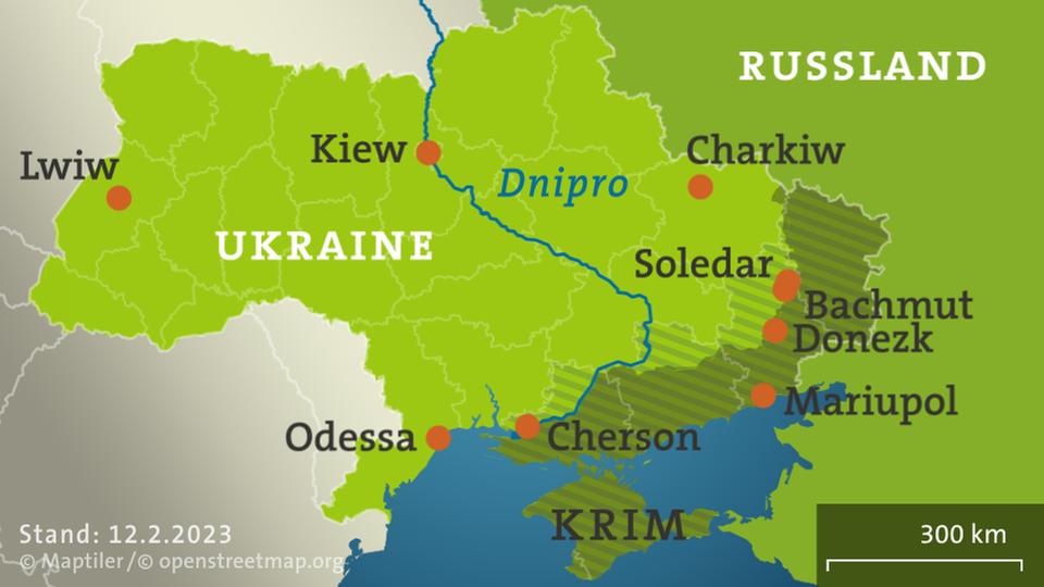 Dunkelgrün: Vormarsch der russischen Armee. Schraffiert: von Russland annektierte Gebiete.