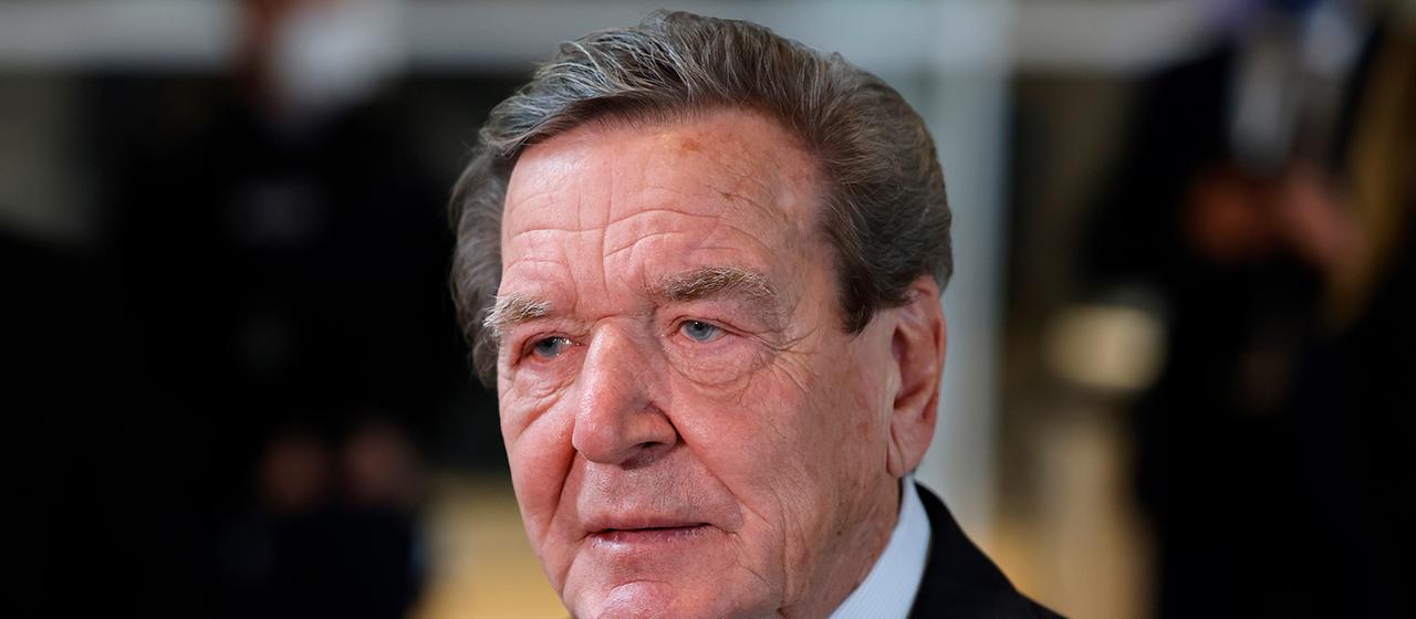 Alt-Kanzler Schröder Rüffelt Den Westen – VVFHVA