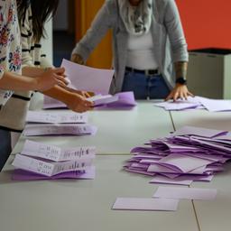 Auszählung für die Stichwahl des Oberbürgermeisters in Frankfurt (Oder).