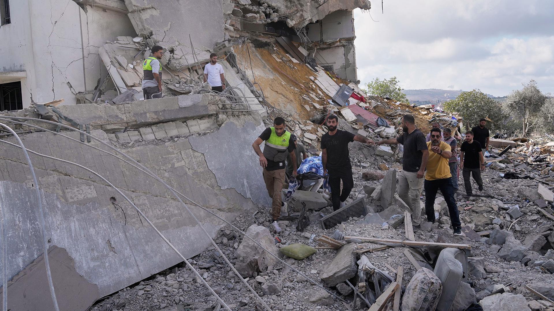 Tote und Verletzte bei neuen Angriffen Israels in Libanon