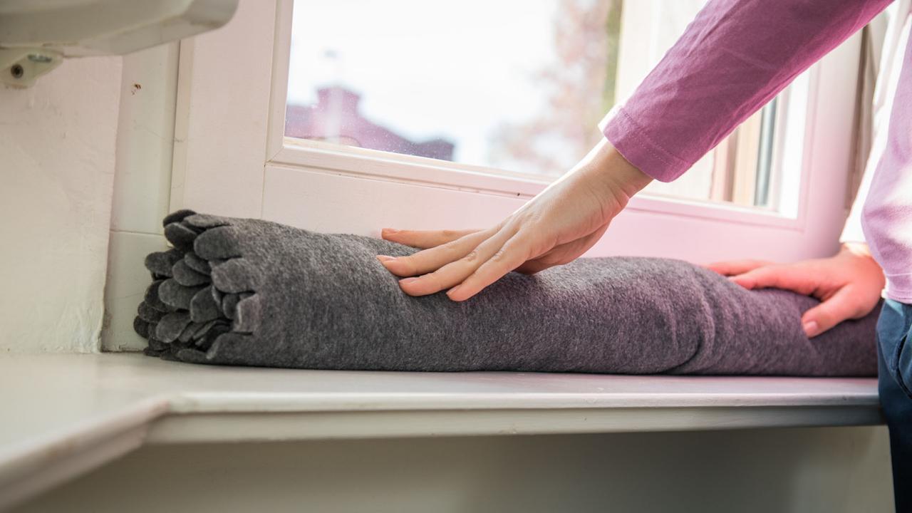 Millionen EU-Bürger sparen aus Kostengründen beim Heizen | tagesschau.de