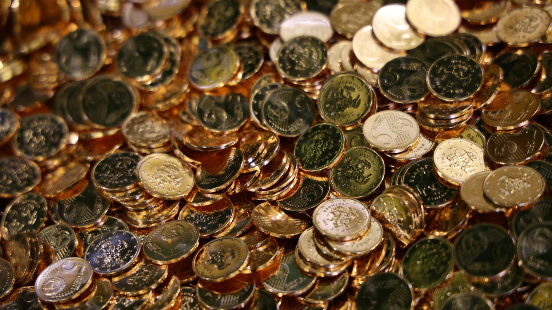 Bulgarische 5-Cent-Euromünzen | via REUTERS