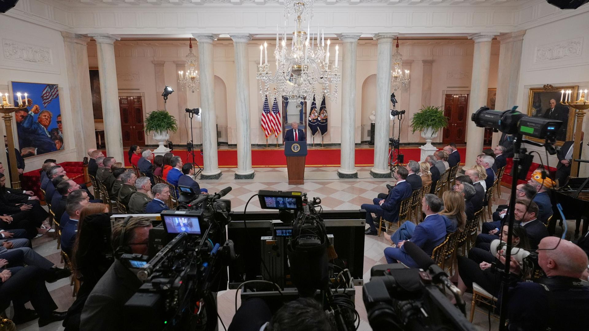 Donald Trump bei einer Ansprache im Wei�en Haus. | AP