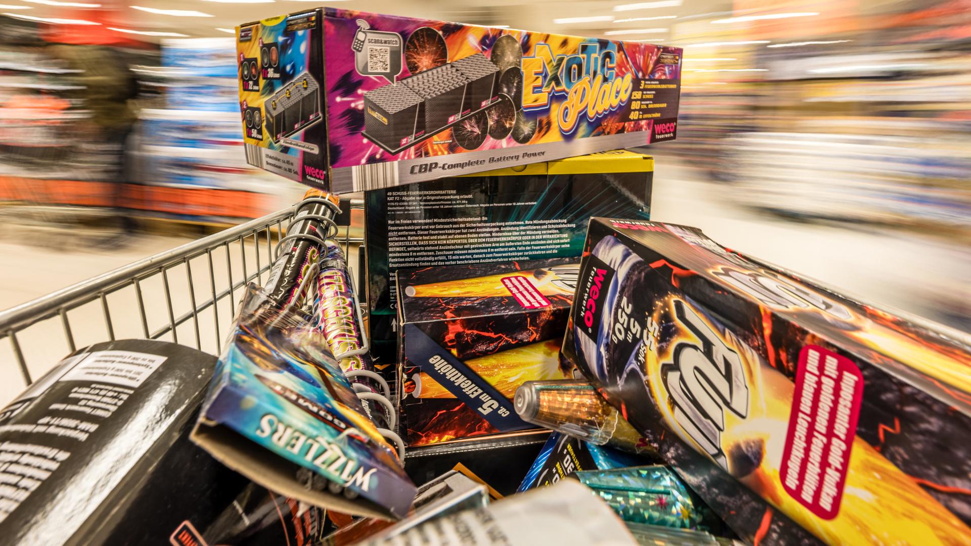 Was beim privaten Silvesterfeuerwerk erlaubt und verboten ist Was beim privaten Silvesterfeuerwerk erlaubt und verboten ist