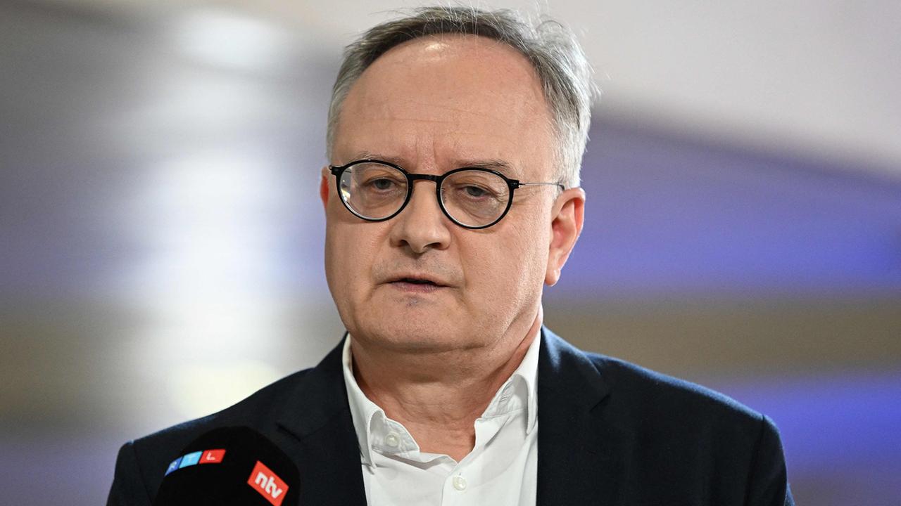 Baden-Württemberg: SPD-Spitzenkandidat Stoch kündigt Rücktritt an