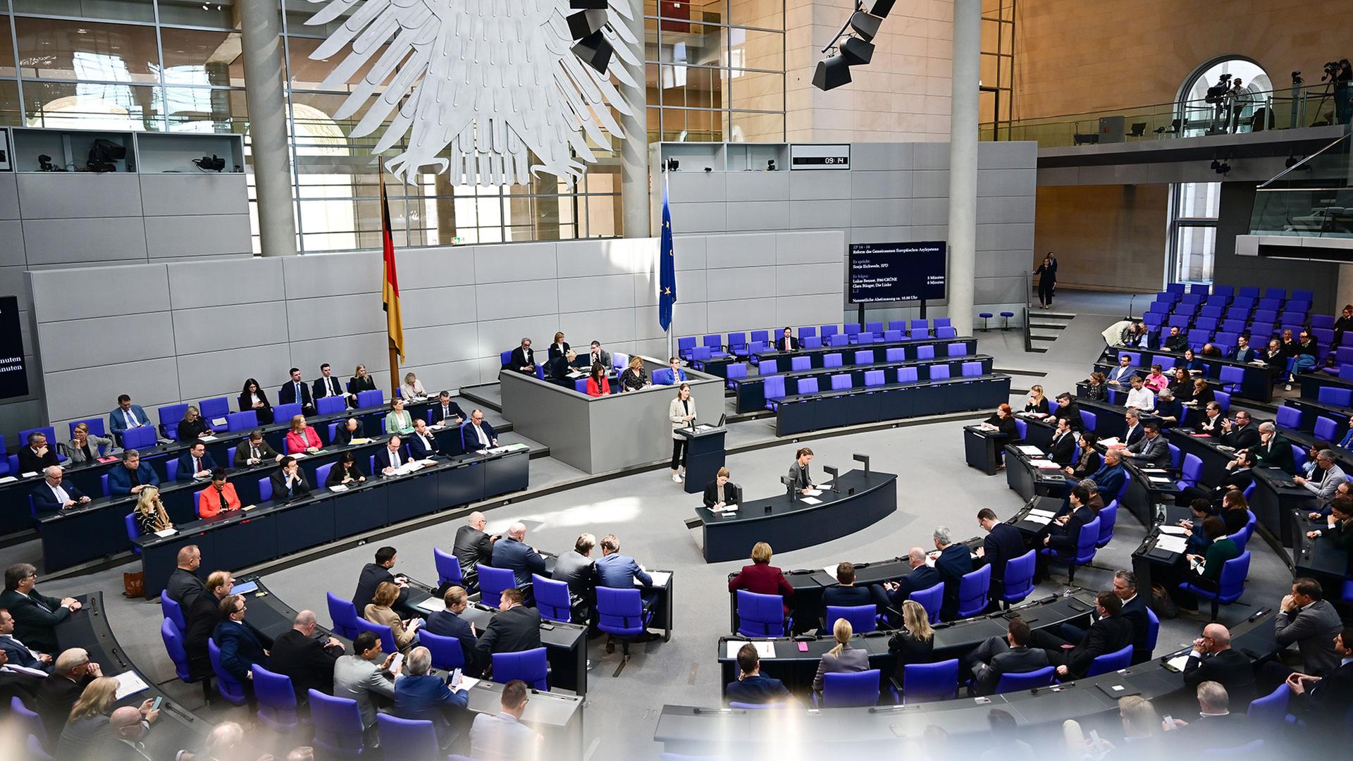 Blick ins Plenum des Deutschen Bundestags. | Sebastian Christoph Gollnow/dpa