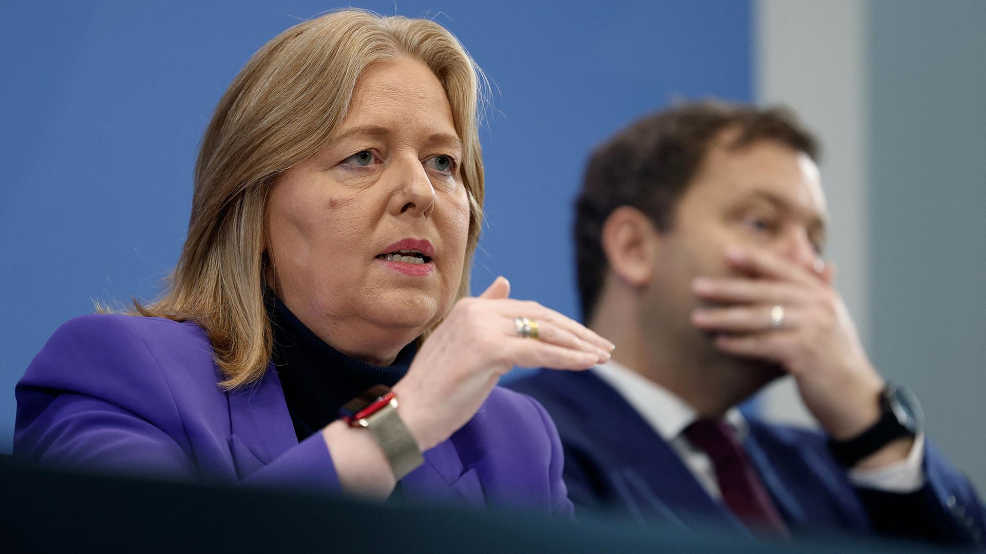 Bärbel Bas und Lars Klingbeil  | AFP