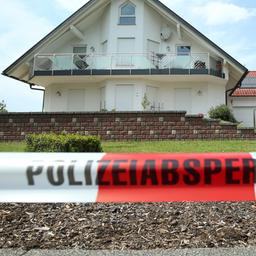 Polizeiabsperrung vor dem Haus von Walter Lübcke