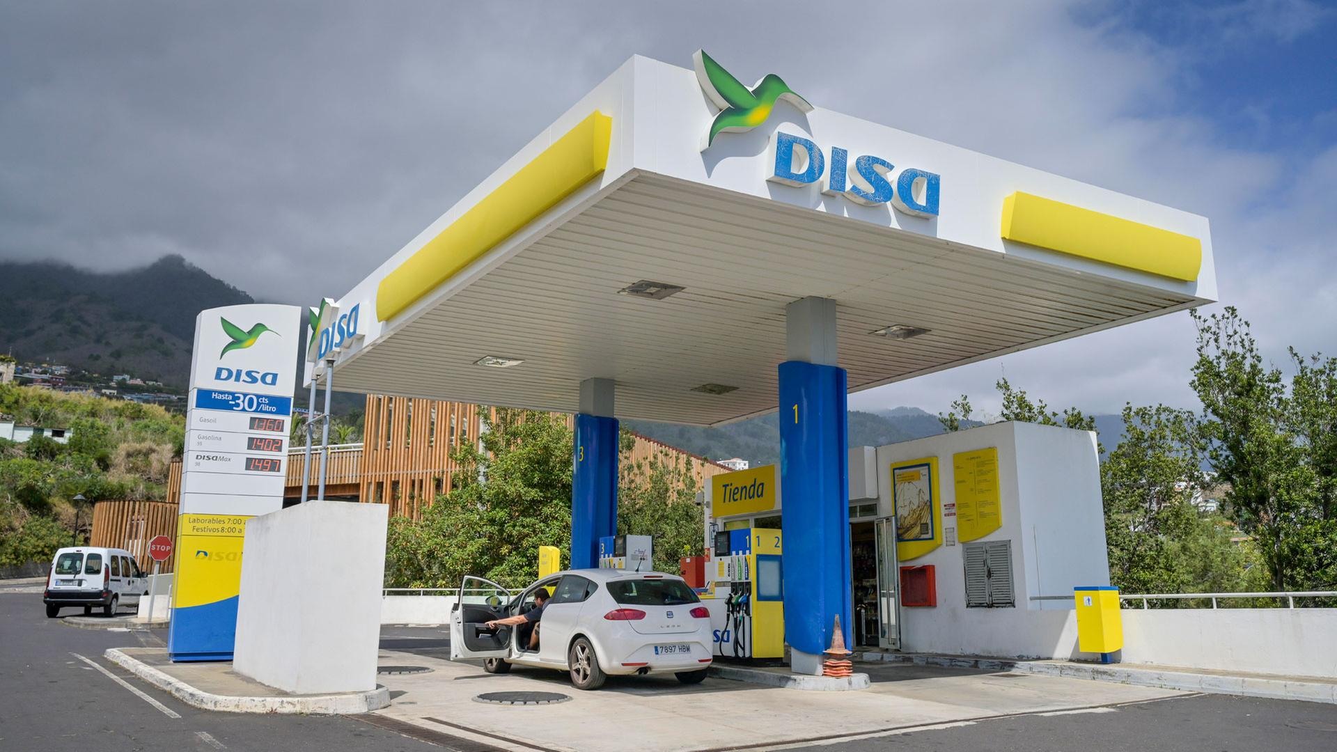 Tankstelle auf  La Palma, Spanien | picture alliance / Joko