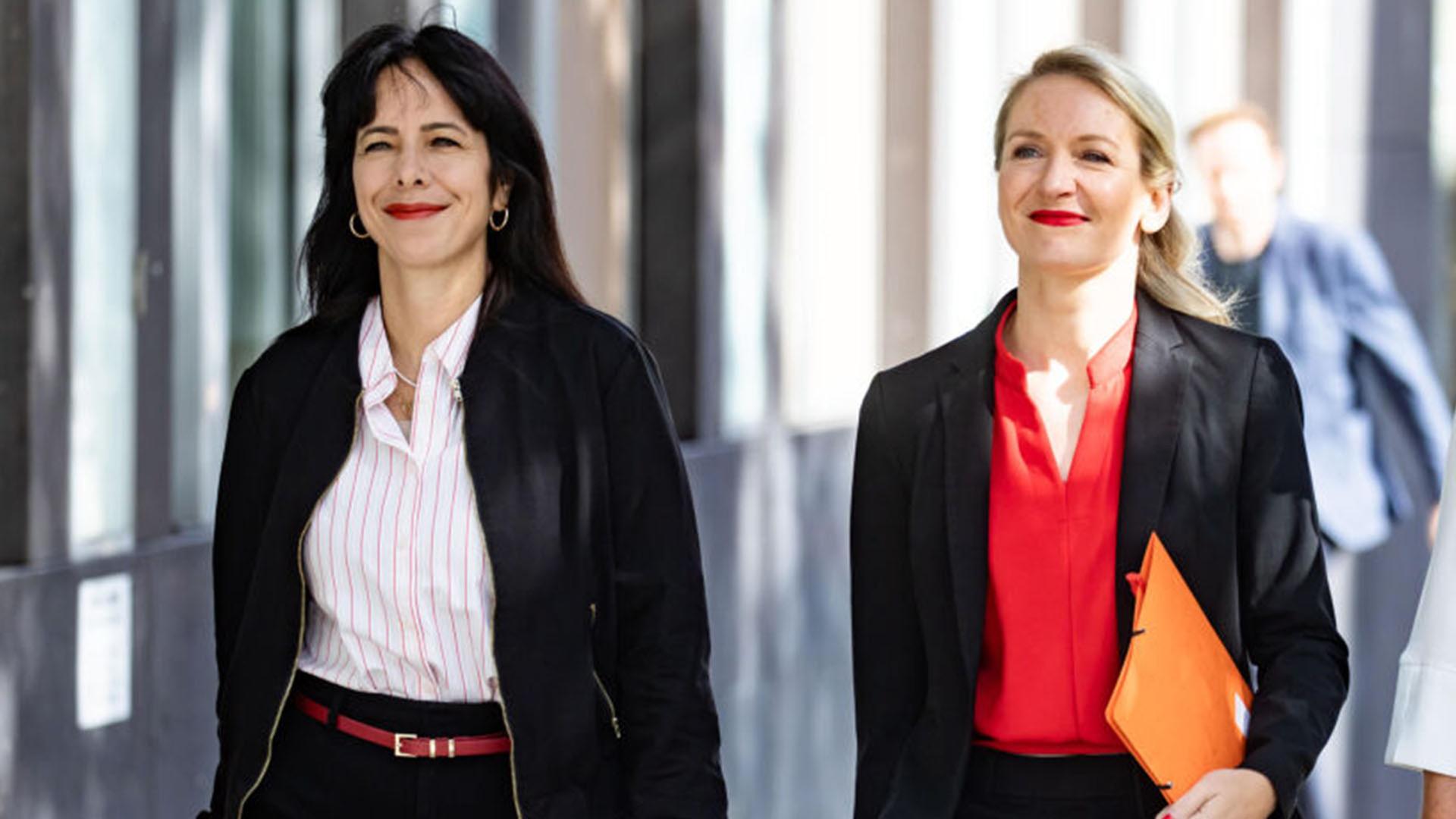 Elif Eralp und Ines Schwerdtner von Die Linke. (Quelle: dpa/Contini) | dpa/Contini
