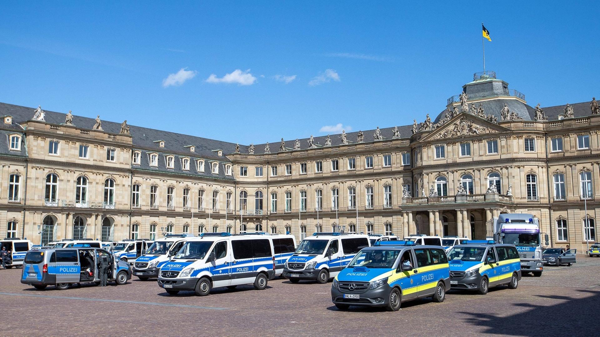 Polizei bereitet sich auf "Gen Z regelt"-Demo in Stuttgart vor, Explosion in Mannheimer Café: Neue Details, Scharfe Kritik an Audi-Chef nach Trump-Auftritt