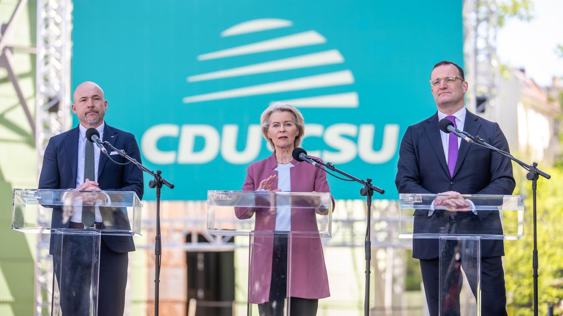 Alexander Hoffmann, Ursula von der Leyen, Jens Spahn | Michael Kappeler/dpa