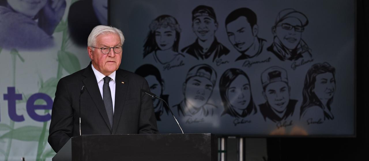 Bundespräsident Frank-Walter Steinmeier nimmt am Gedenkakt der Landeshauptstadt München anlässlich des 10. Jahrestags des Attentats am Olympia-Einkaufszentrum teil. 