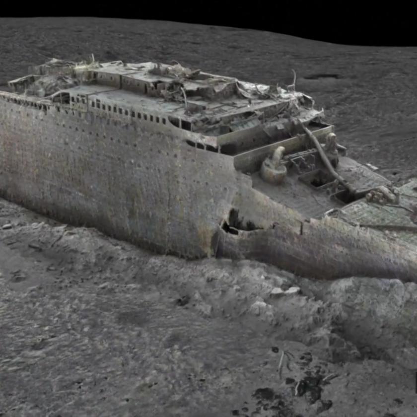 Neue 3D-Aufnahmen zeigen das komplette "Titanic"-Wrack | tagesschau.de