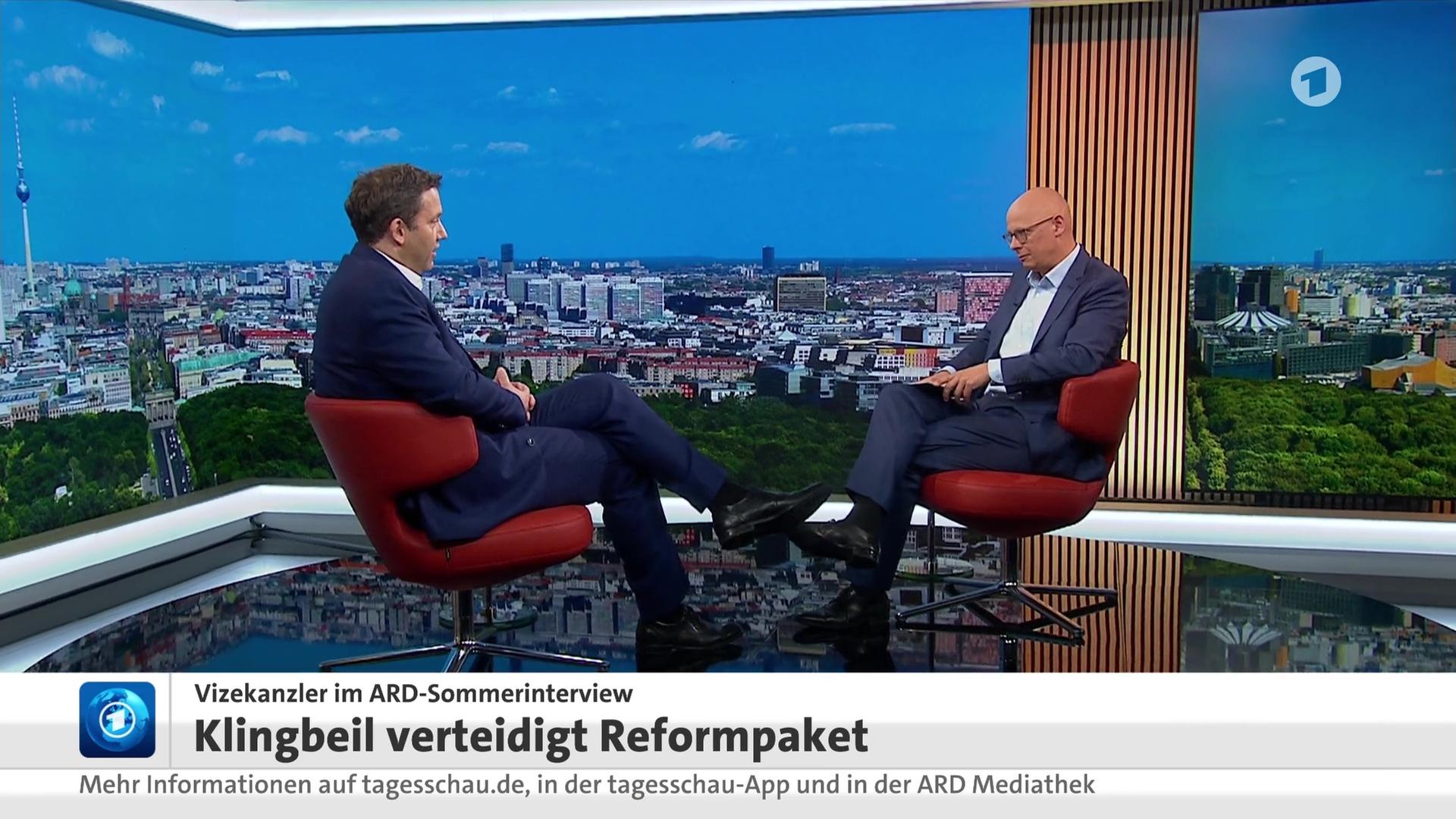 tagesschau in 100 Sekunden