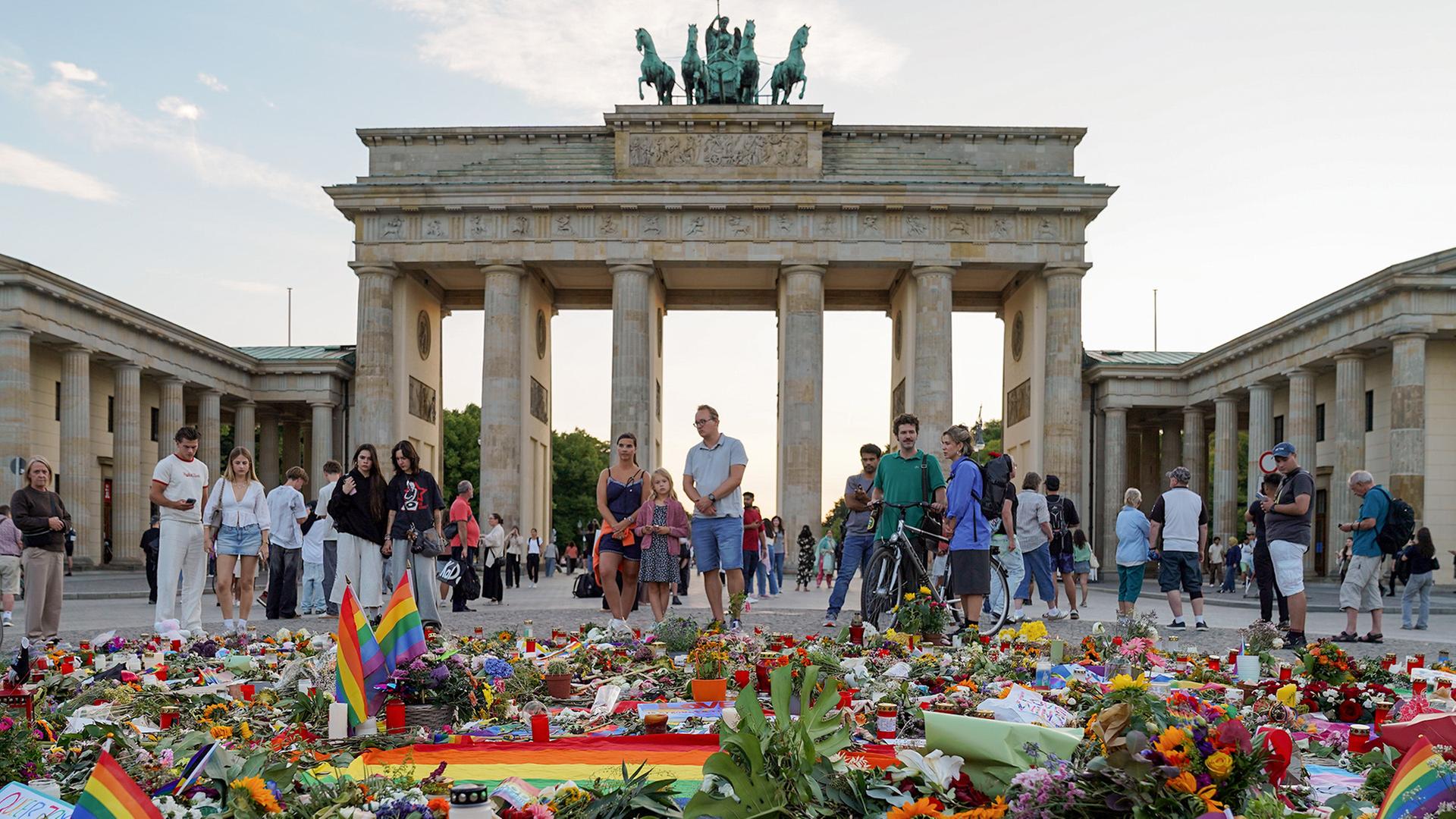 Nach CSD-Anschlag: Prien will Programme gegen Radikalisierung stärken