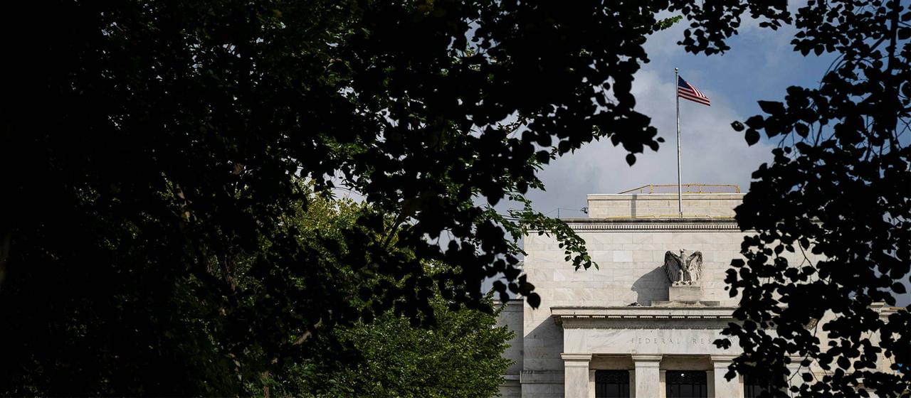 Das Gebäude der US-Notenbank Fed in Washington, D.C. | picture alliance / Sipa USA Das Gebäude der US-Notenbank Fed in Washington, D.C.