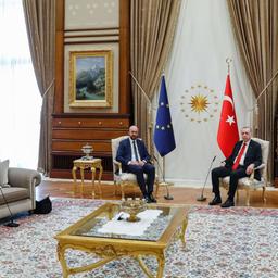 Von der Leyen, Michel, Erdogan und Cavusoglu bei einem Treffen in Ankara