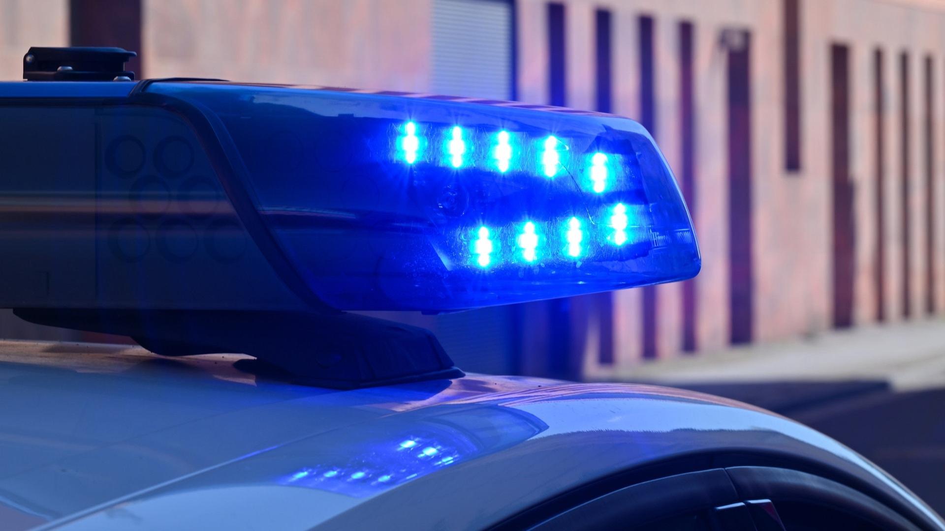 Frau mit Messer getötet – 60-Jähriger festgenommen