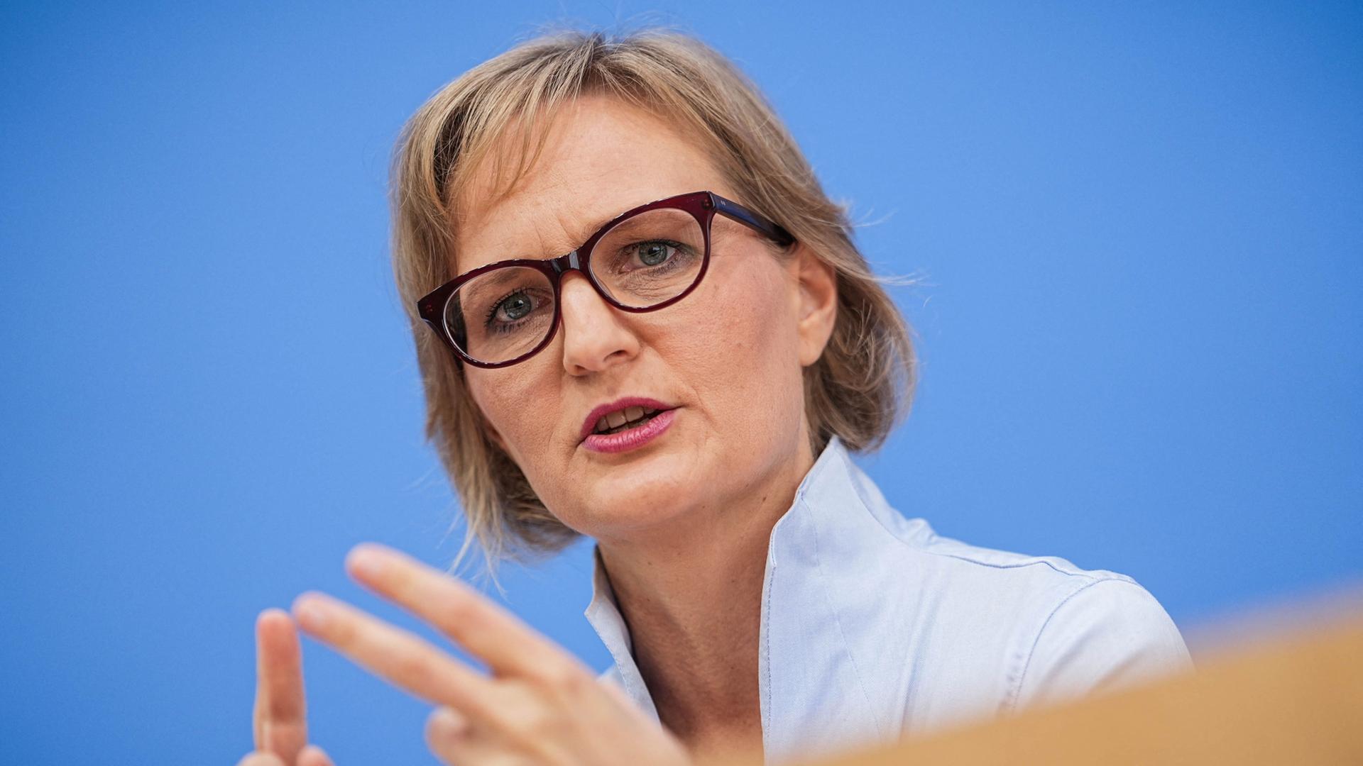 Grünen-Chefin Brantner befürwortet Stopp der Sondierungen in Berlin