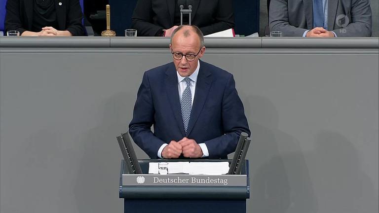 "Kontrolle und Begrenzung der Einwanderung nach Deutschland ist ein Anliegen der politischen Mitte", FDP-Chef Christian Lindner, zur Zustimmung zum Gesetzentwurf der Union