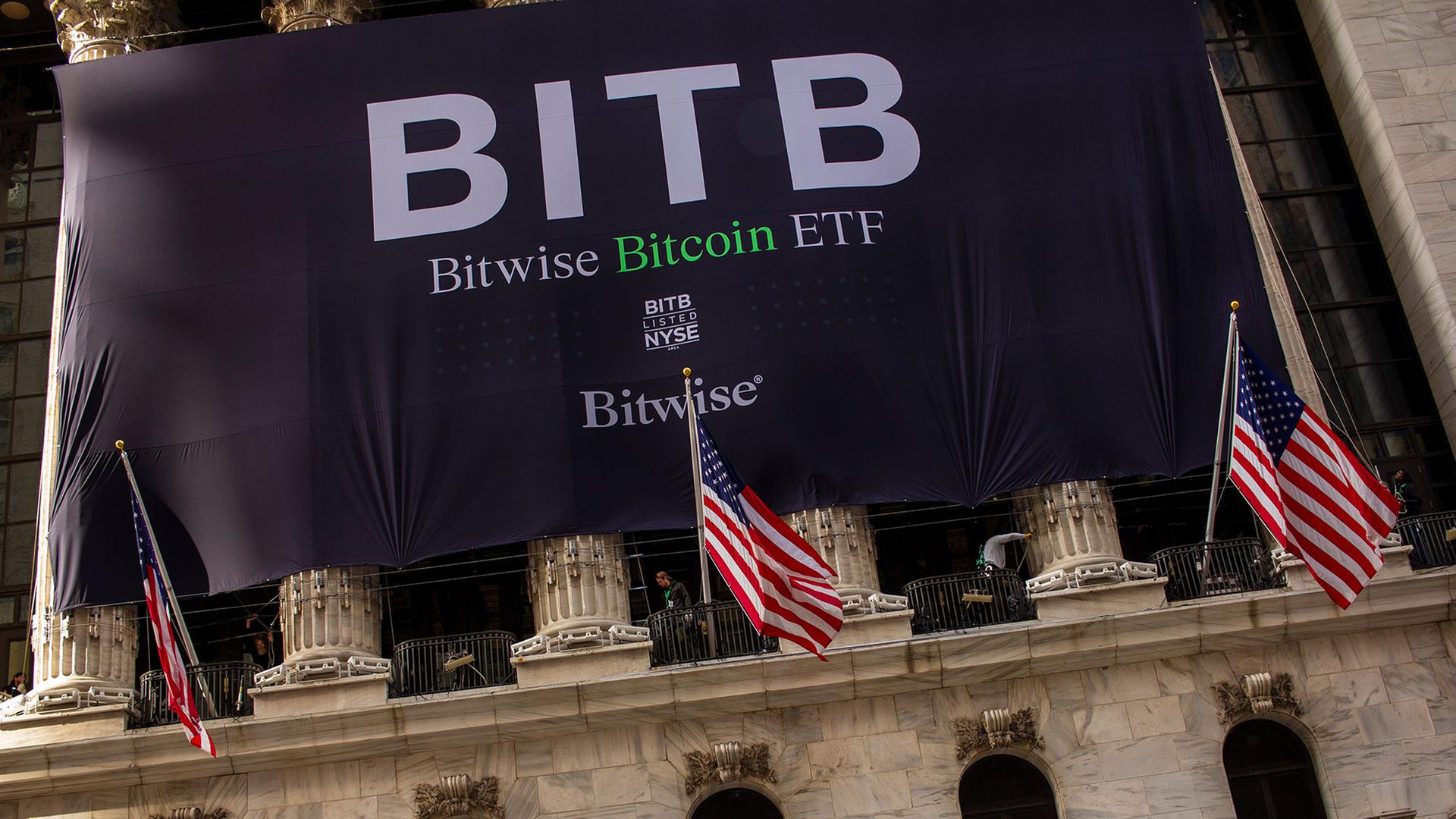 Bitcoin knackt die 50.000-Dollar-Marke | tagesschau.de