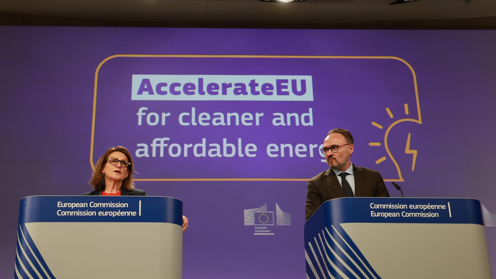 Vize-EU-Kommissionspräsidentin Teresa Ribera und EU-Energiekommissar Dan Jørgensen | EPA