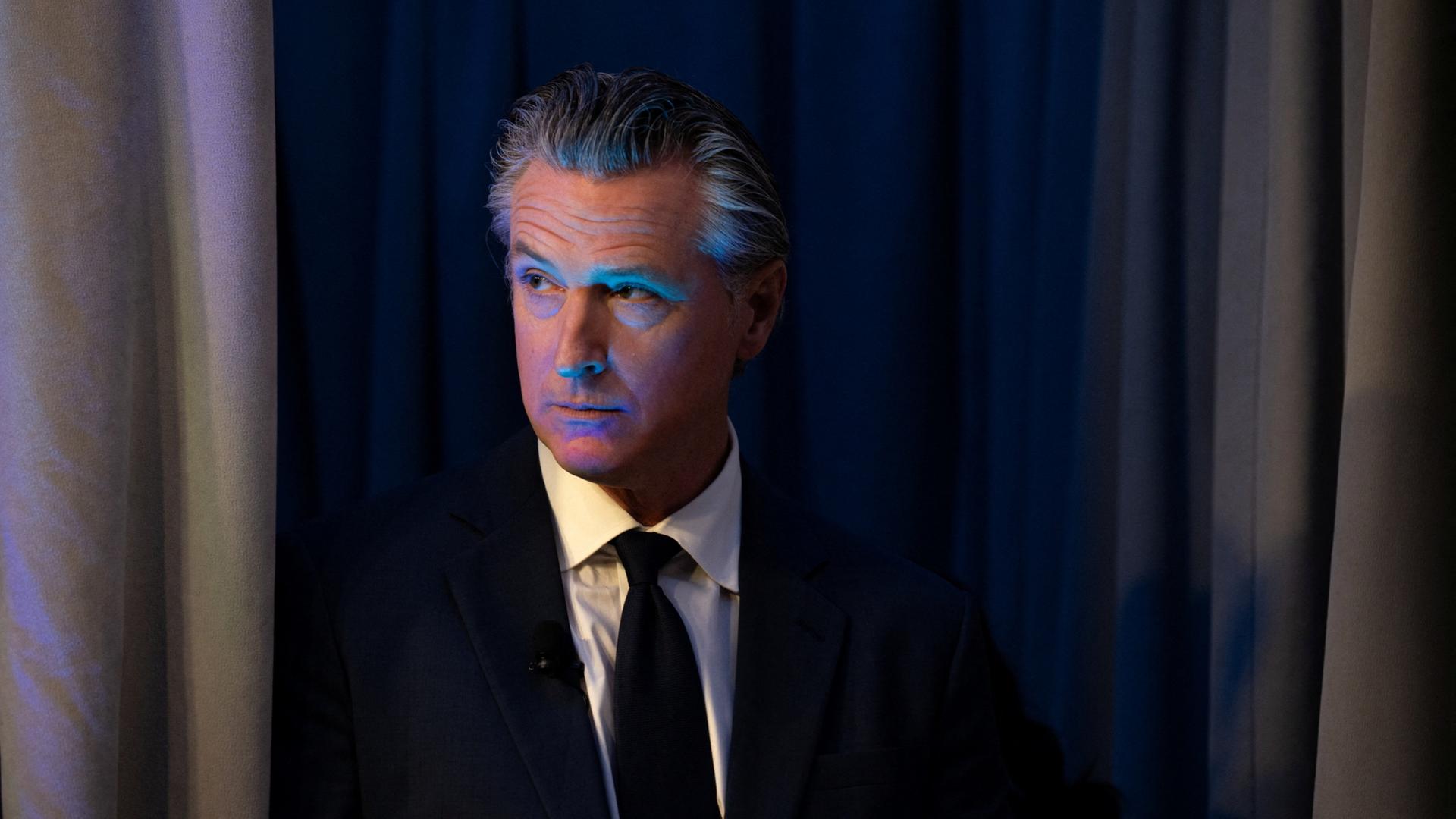 Der kalifornische Gouverneur Gavin Newsom  im Mayflower Hotel in Washington, D.C., USA. | REUTERS