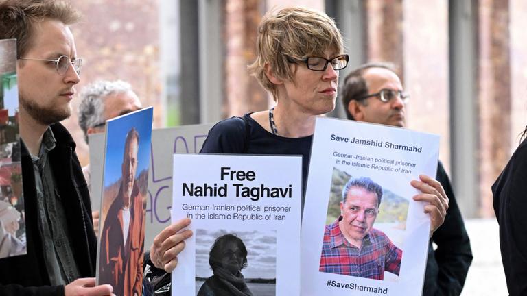 Demonstration in Berlin für die Freilassung Inhaftierter im Iran