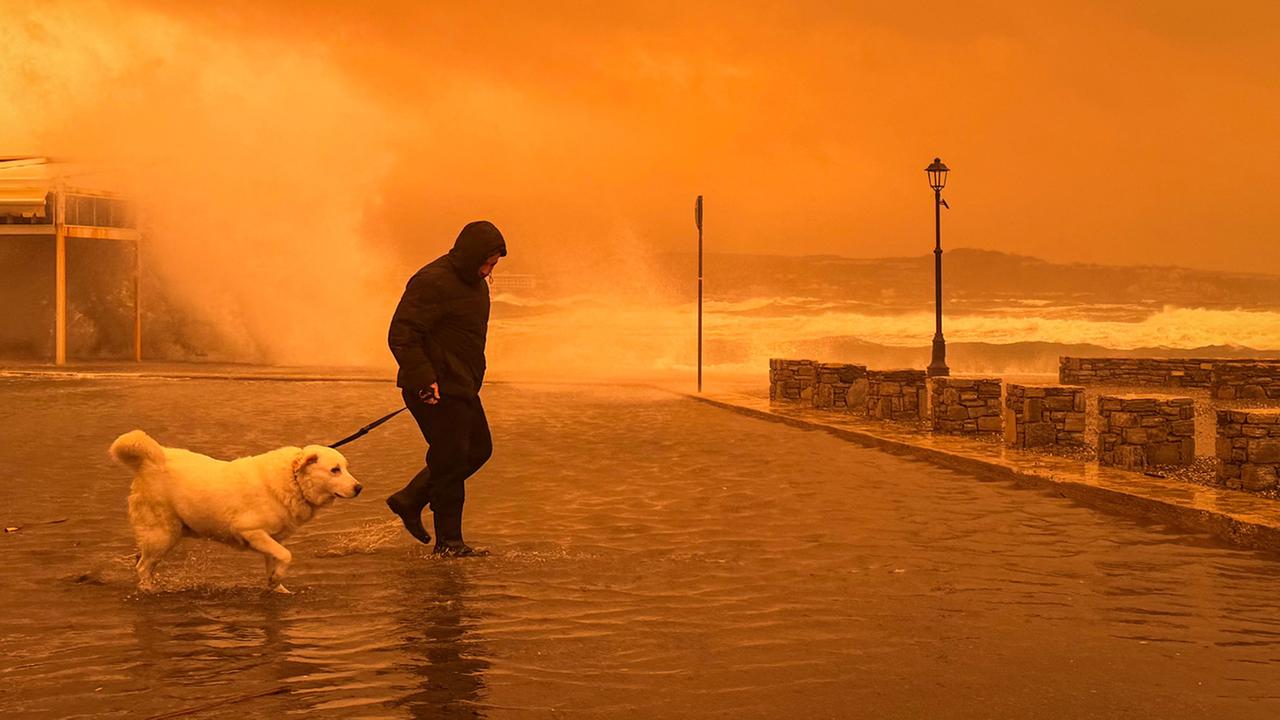 Griechenland: Unwetter und Saharastaub sorgen für Probleme
