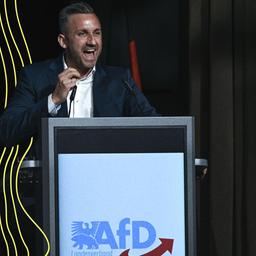 Ulrich Siegmund, Spitzenkandidat der AfD in Sachsen-Anhalt, bei seiner Rede des Landesparteitages.