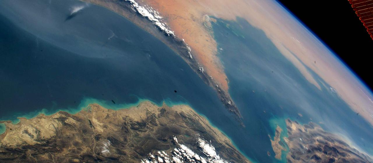 Die Straße von Hormus und der Golf von Oman in einer Satellitenaufnahme.