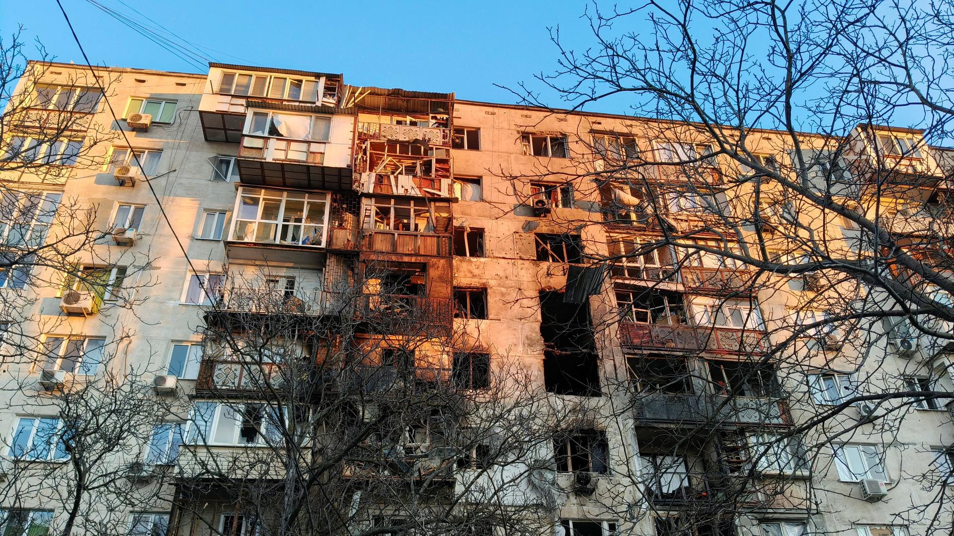 Ein beschädigtes mehrstöckiges Gebäude in Odessa | REUTERS