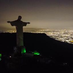 Die monumentale Statue Cristo Redentor in Rio de Janeiro bleibt anlässlich der Earth Hour 2023 dunkel.