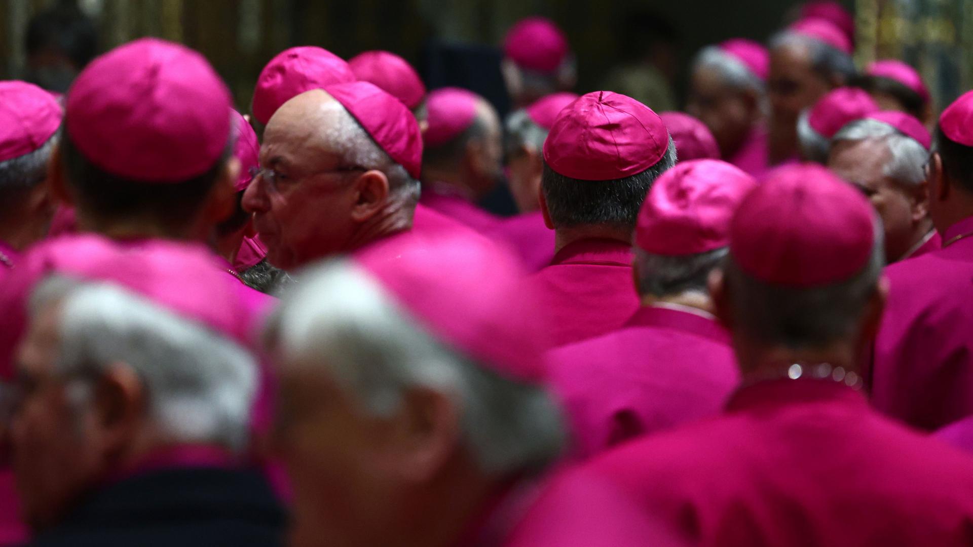 Bisch�fe bei der Fr�hjahrsversammlung der Deutschen Bischofskonferenz in Augsburg | EPA