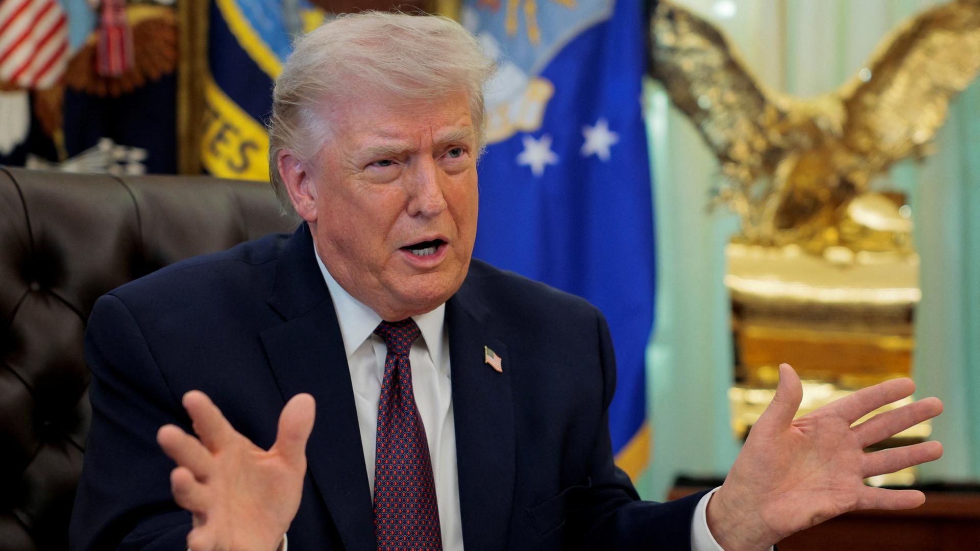 Donald Trump spricht im Oval Office | REUTERS