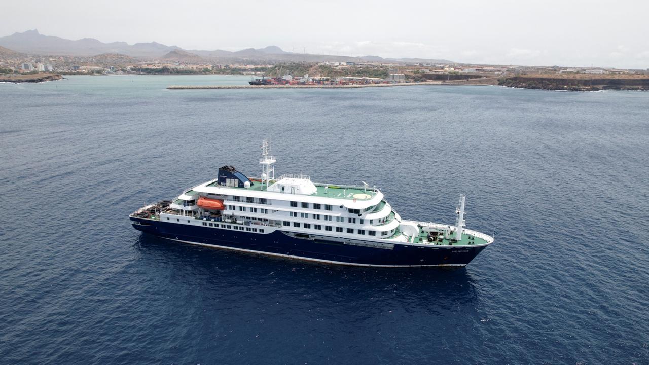 Nach Hantavirus-Ausbruch: Kreuzfahrtschiff unterwegs nach Teneriffa
