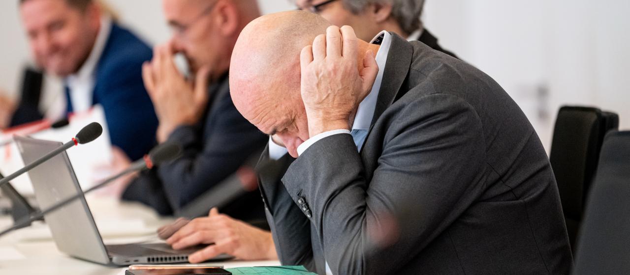 Robert Crumbach im Hauptausschuss des Brandenburger Landtags