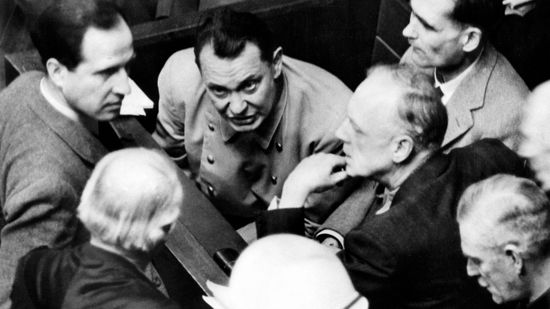 Nürnberger Prozesse: | picture alliance/dpa