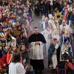 Die Sternsinger im Paderborner Dom