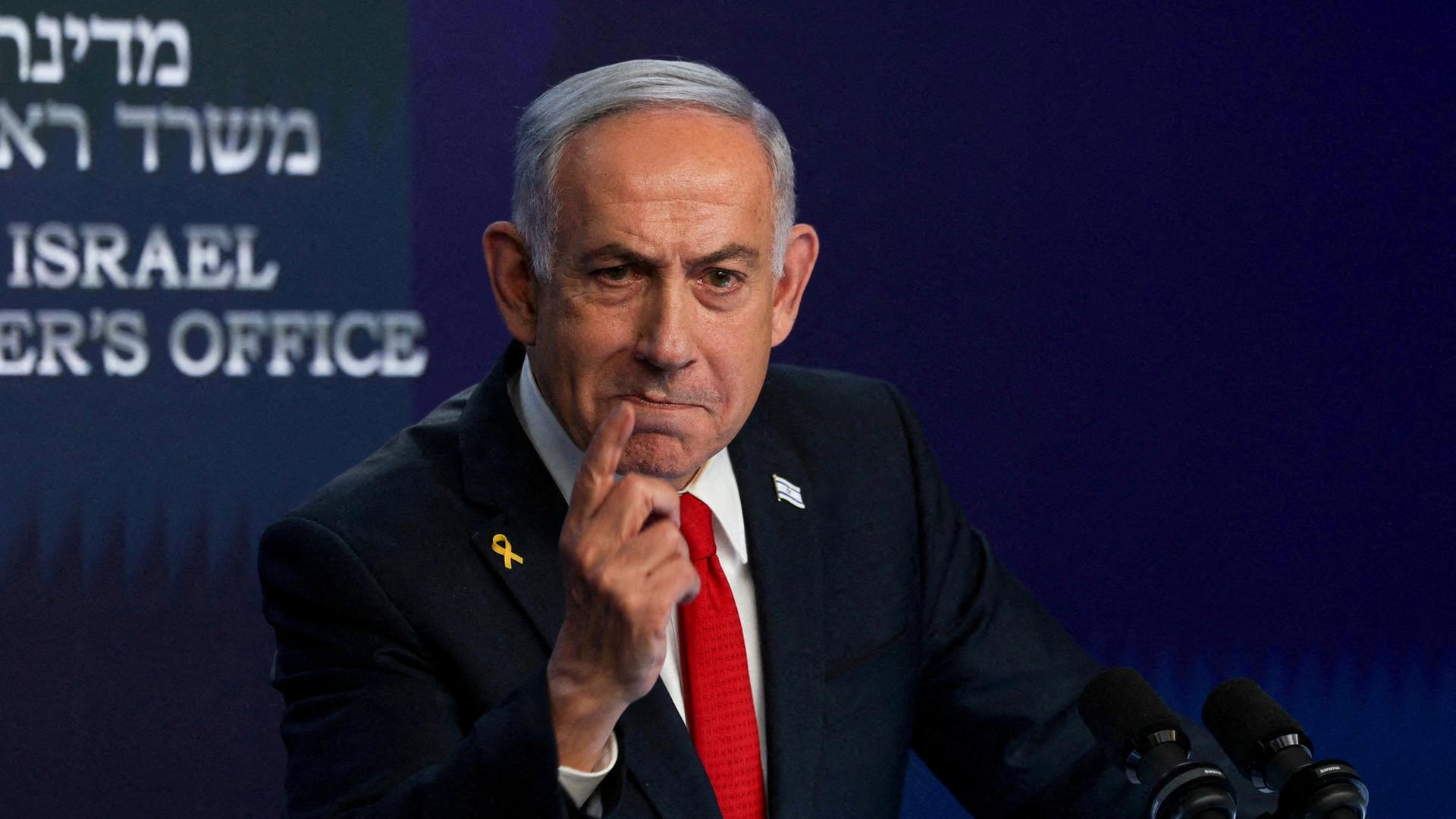 Israels Premier Netanjahu bei einer Pressekonferenz | REUTERS