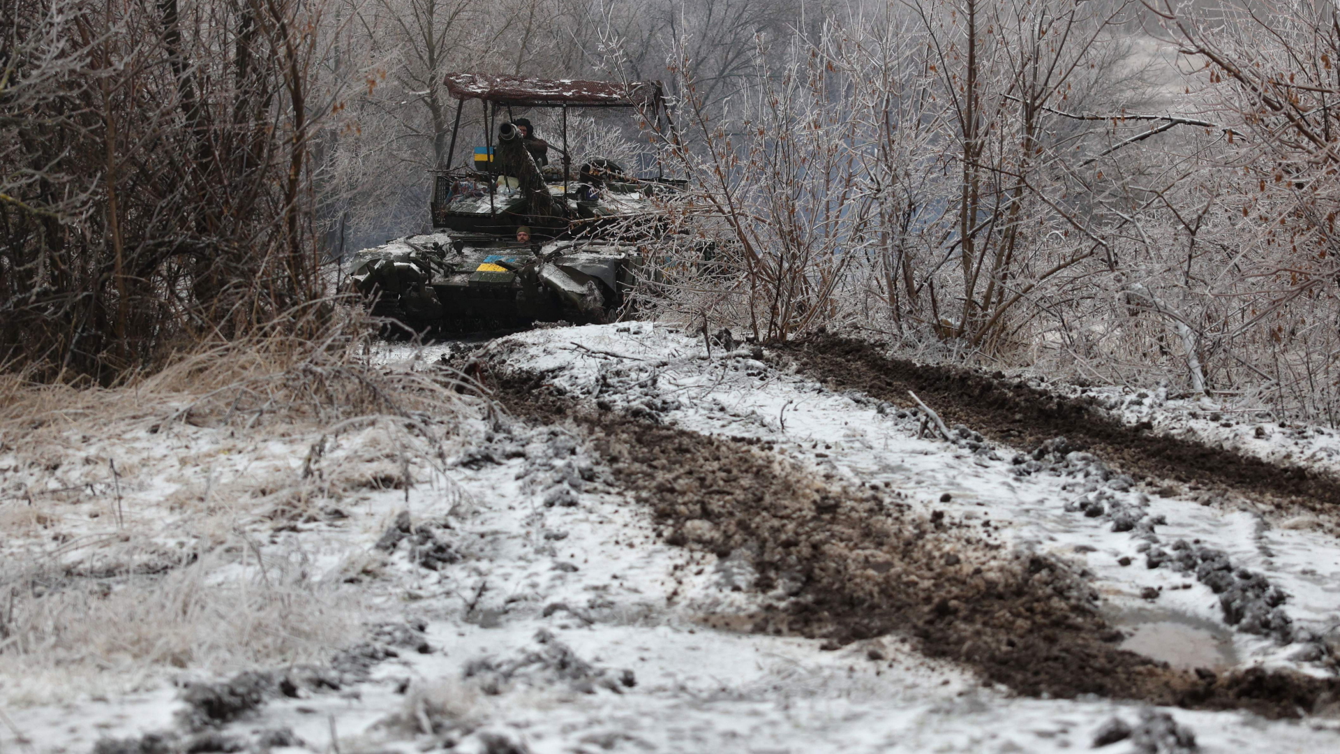 Ukrainischer Panzer nahe Bachmut