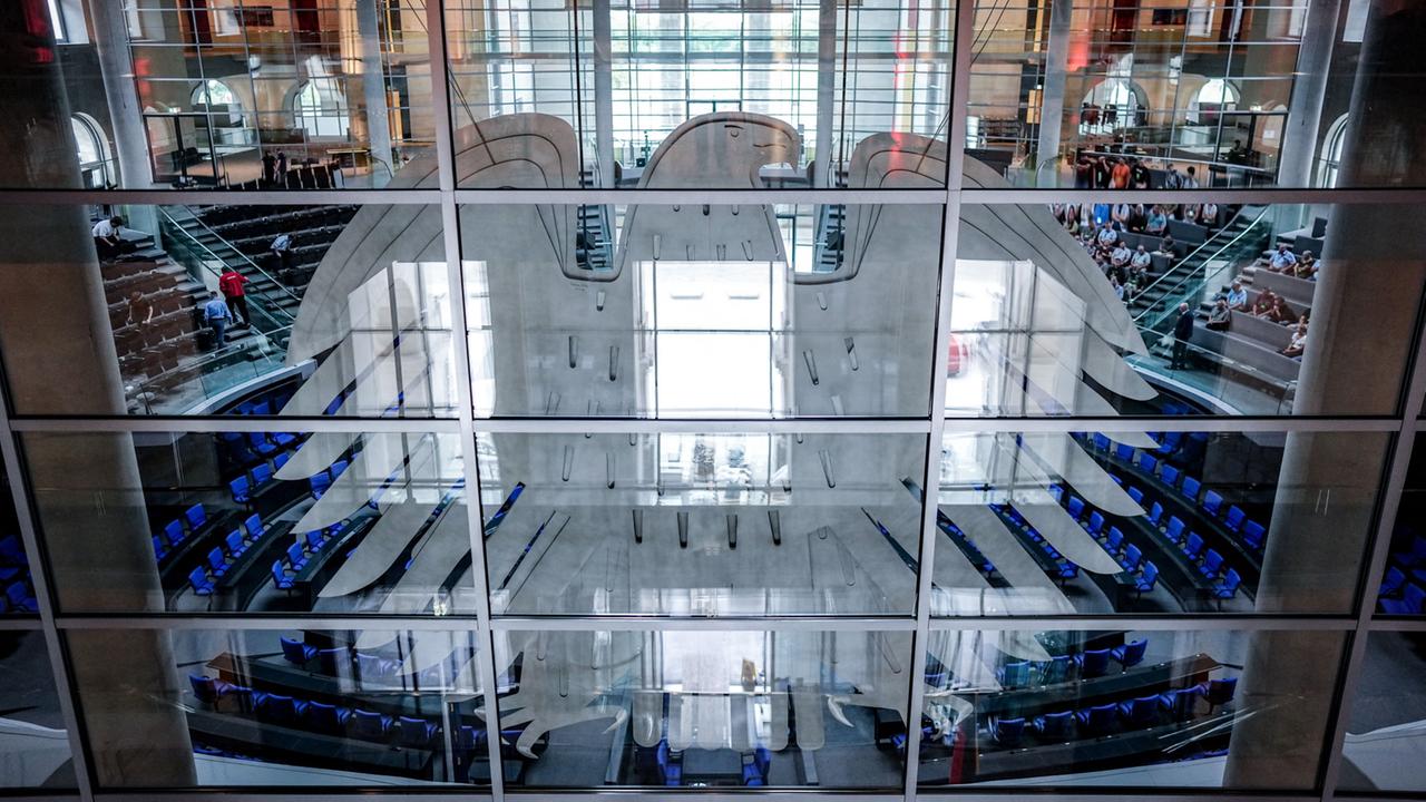 Erste Lesung im Bundestag: Union stell Bedingungen für Steuerreform