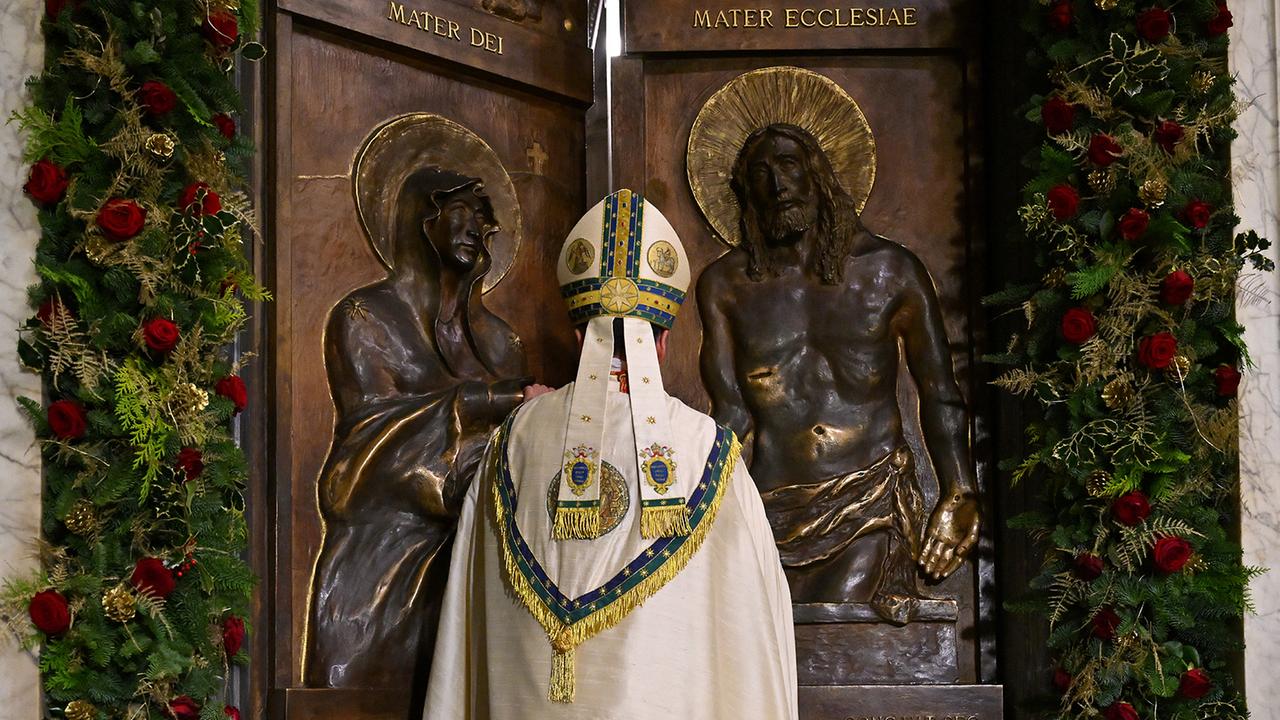 Heiliges Jahr geht zu Ende: Erste Heilige Pforte in Rom geschlossen