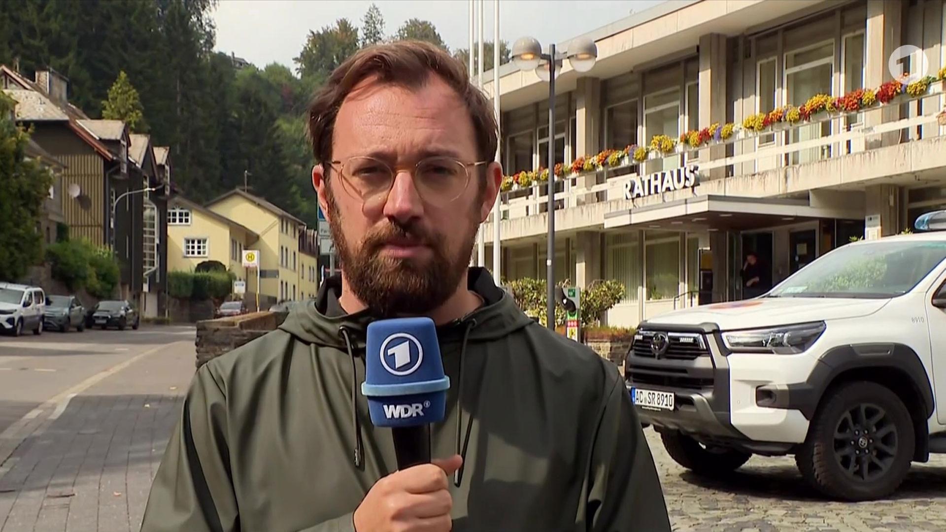 Waldbrandlage bei Monschau durch Regen entspannt: Jan Koch, WDR