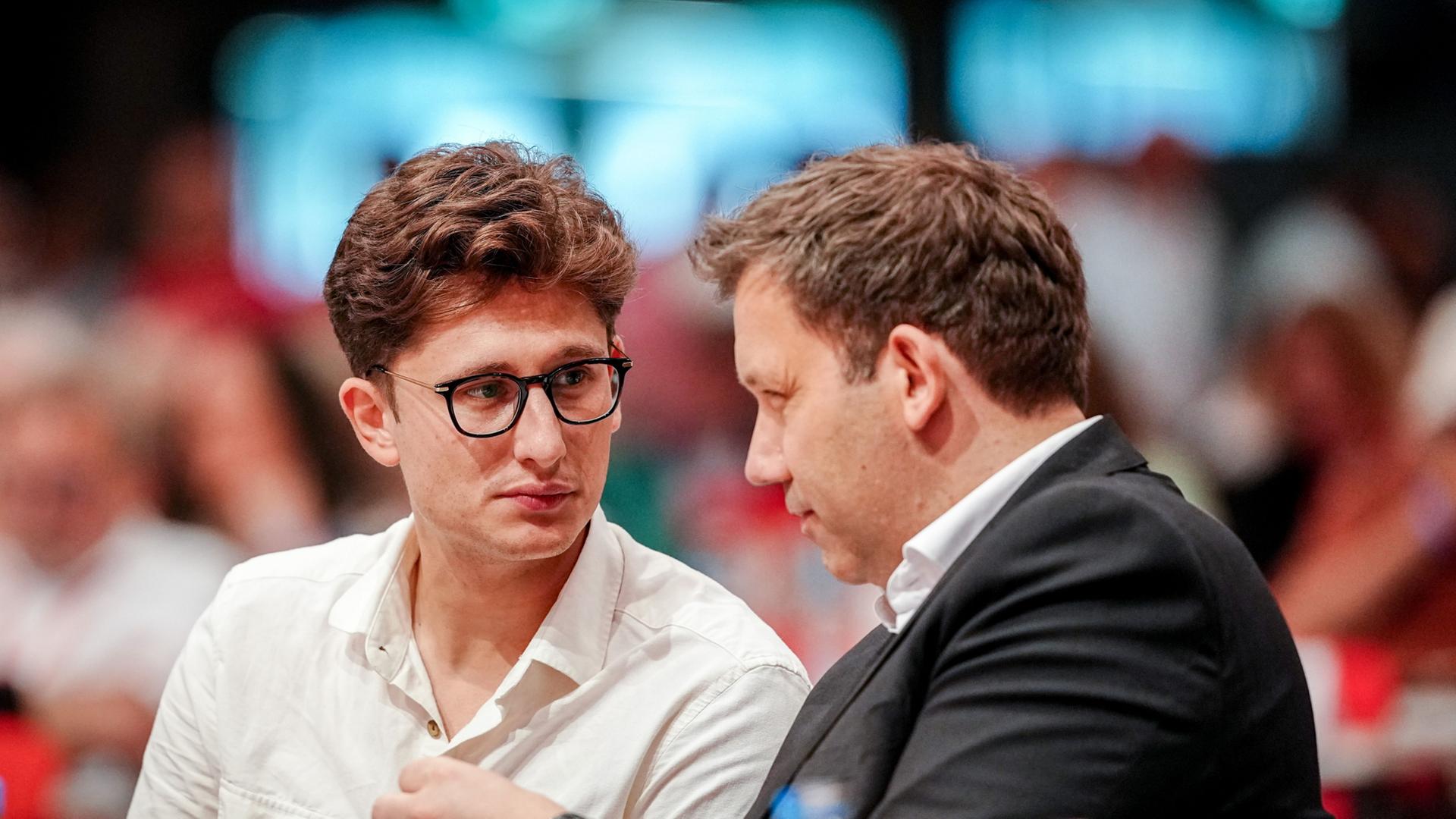 Debatte über SPD-Vorsitz: Mit oder ohne Klingbeil?