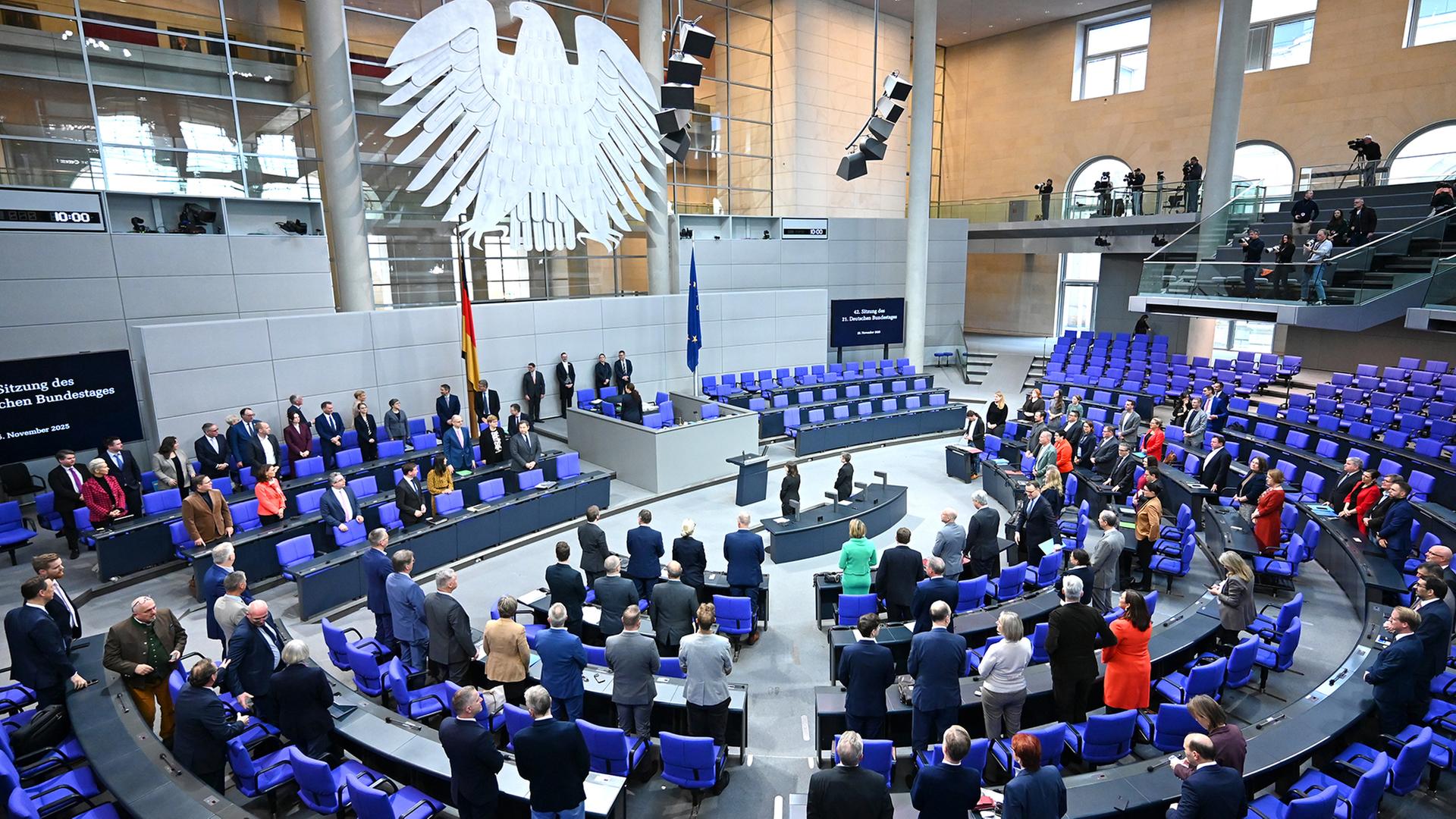 Haushaltsdebatte: Wie viel darf der Bund 2026 ausgeben - und für was? Haushaltsdebatte: Wie viel darf der Bund 2026 ausgeben - und für was?