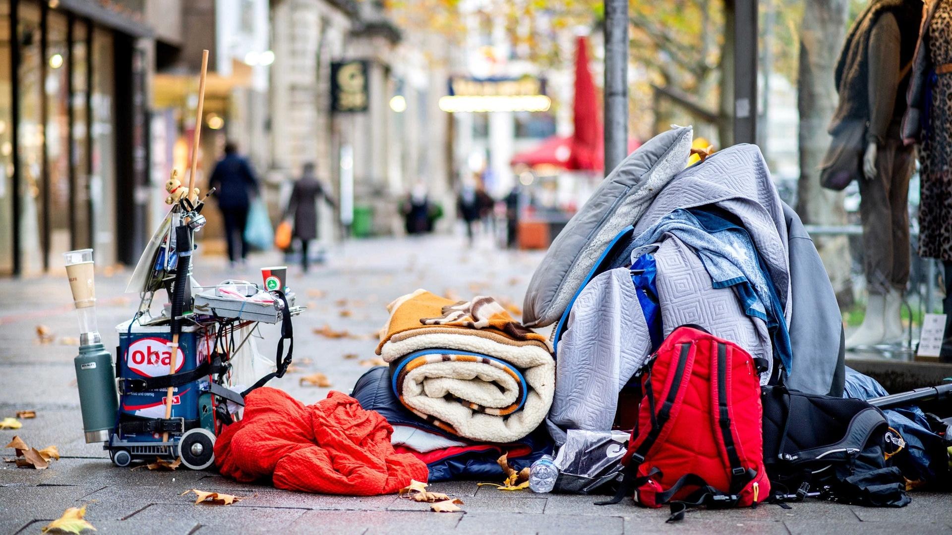 Immer mehr Menschen in Rheinland-Pfalz sind Wohnungslos.  | dpa Bildfunk, Hauke-Christian Dittrich